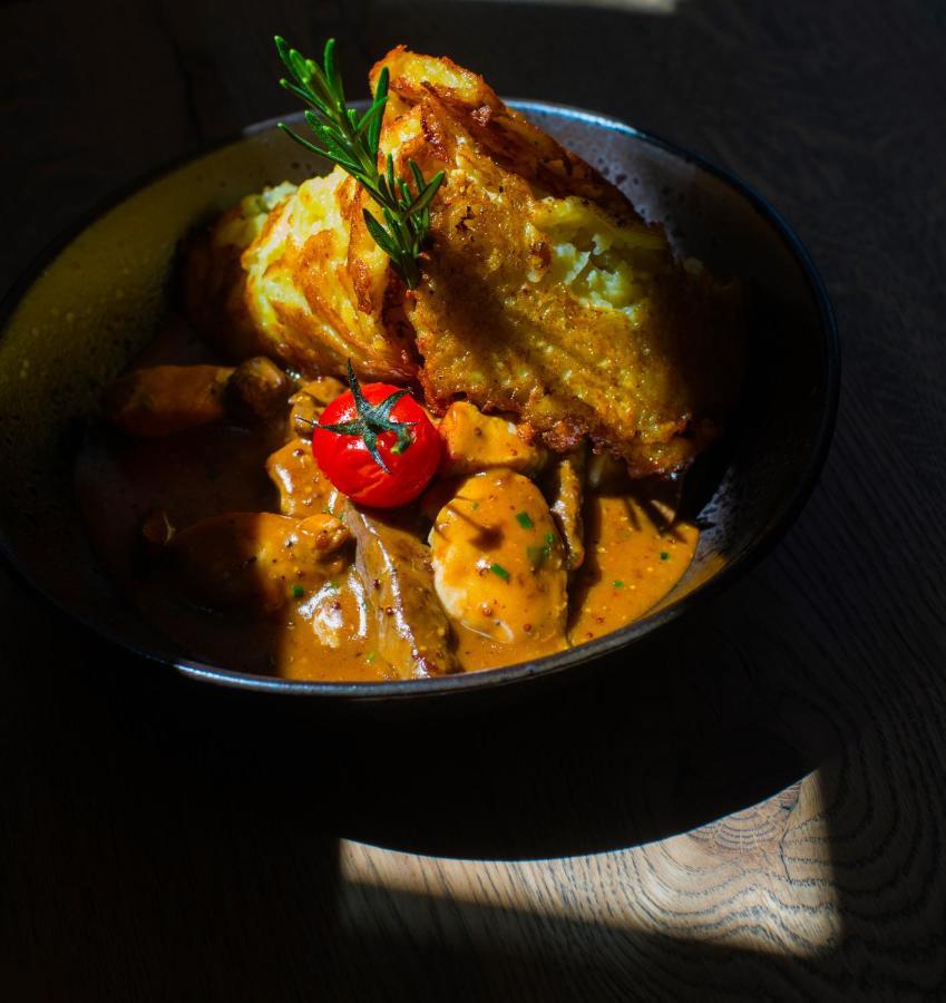 Hagen'S Hotel "Eat & Meet" Restaurant Bar Lounge 하렌 외부 사진