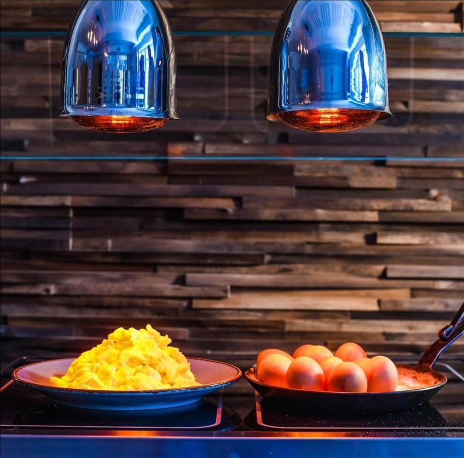 Hagen'S Hotel "Eat & Meet" Restaurant Bar Lounge 하렌 외부 사진